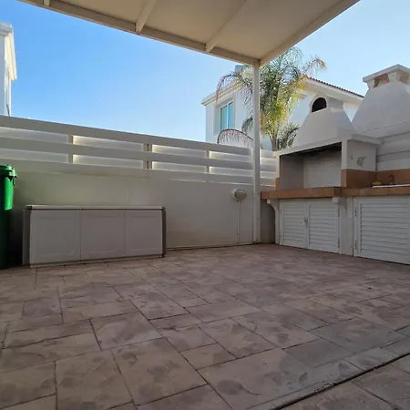 Chrystallia Protaras Feriehus