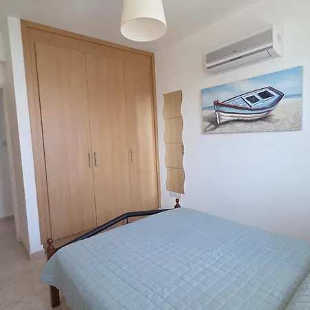 בית נופש Chrystallia Protaras פאראלימני