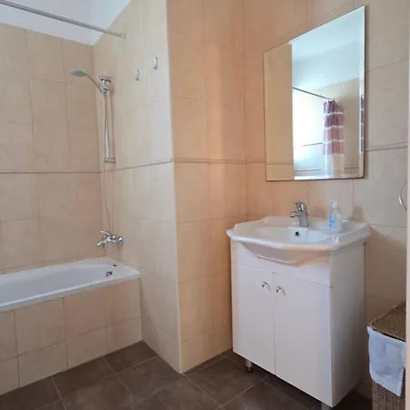 Chrystallia Protaras בית נופש פאראלימני