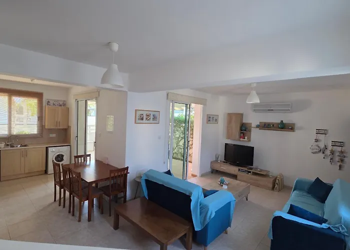 Chrystallia Protaras *